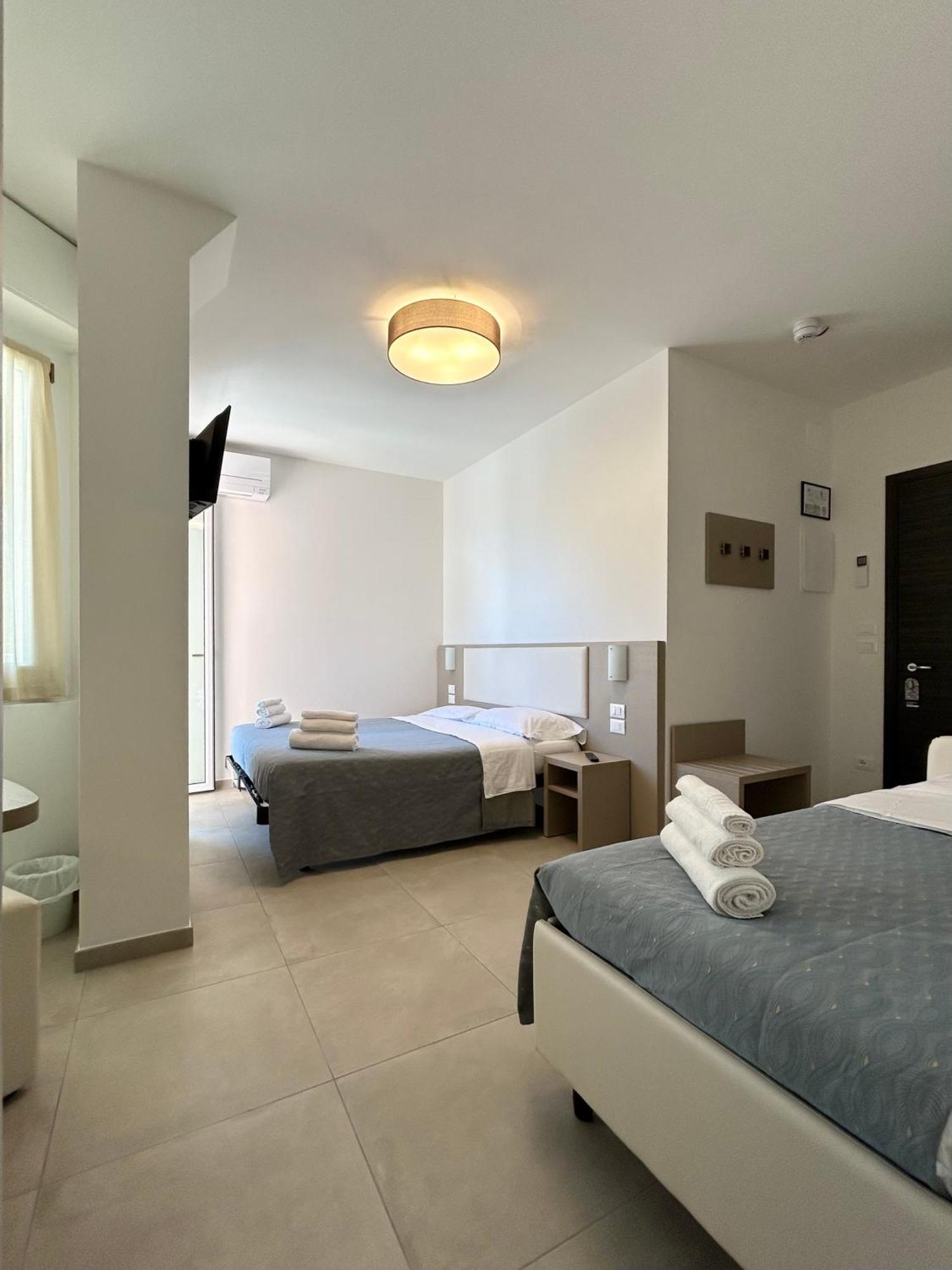 Hotel Brigantino Milano Marittima Esterno foto